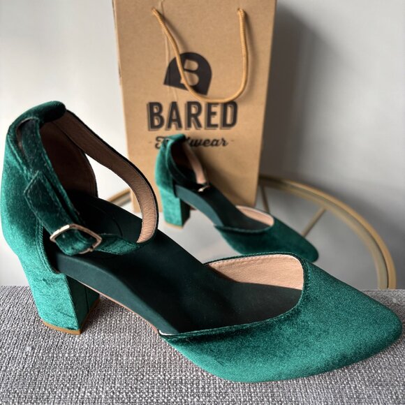 Velvet Emerald Green Heels - size US 7.5 - Picture 9 of 14